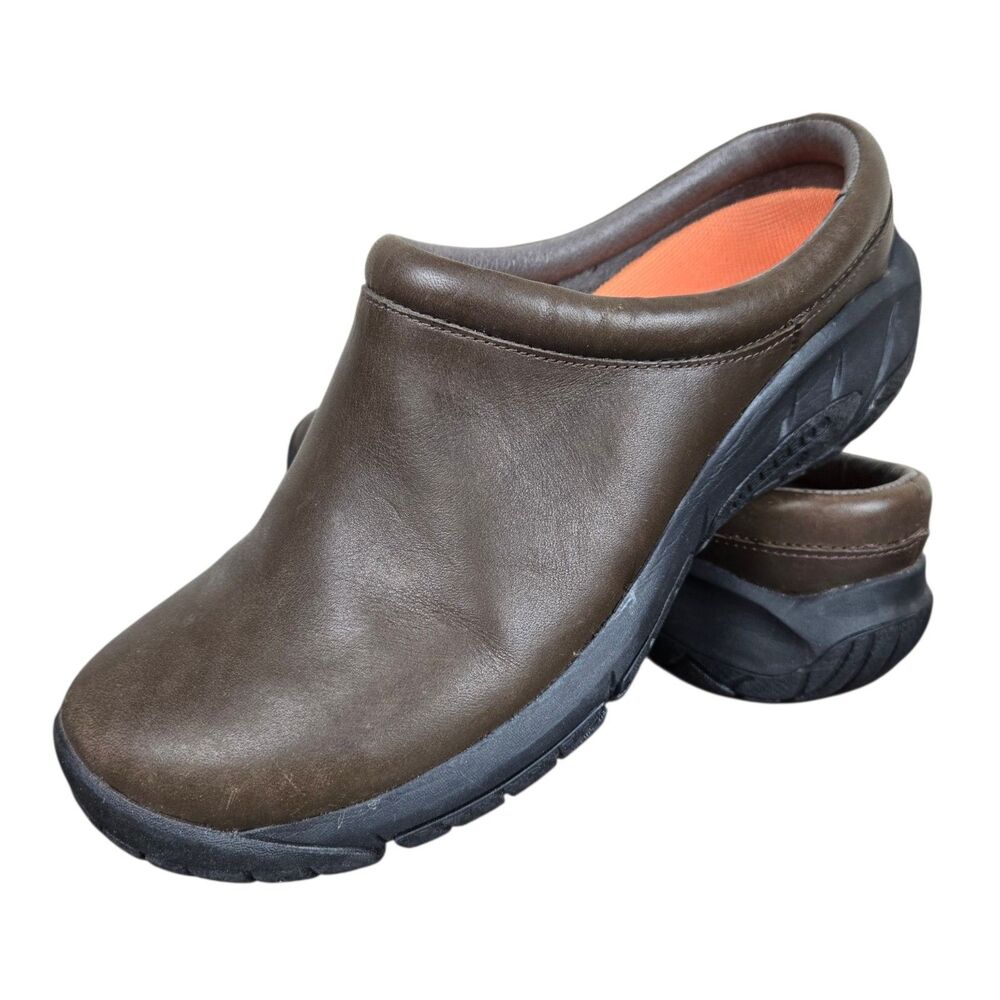 Merrell Encore Nova 2 Shoes Women Sz 8 Brown Leather SlipOn Clogs Mules Gorpcore
